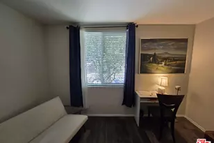 14315 Riverside Dr, Sherman Oaks, CA 91423 - Photo 10