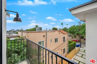 726 Robinson St, Los Angeles, CA 90026 - Photo 20