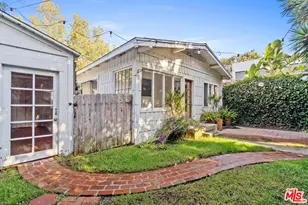 691 Santa Clara Ave, Venice, CA 90291 - Photo 2