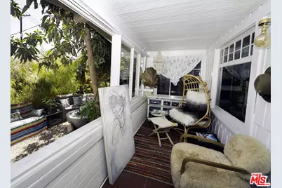 691 Santa Clara Ave, Venice, CA 90291 - Photo 14