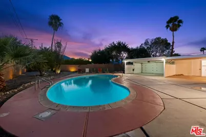859 E Grace Cir, Palm Springs, CA 92262 - Photo 14