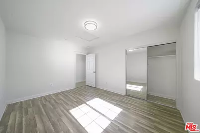10952 Wilmington Ave, Los Angeles, CA 90059 - Photo 8
