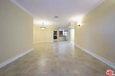 122 N Clark Dr #105, West Hollywood, CA 90048 - Photo 8