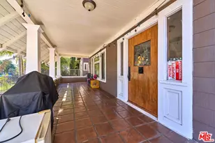 1959 S La Salle Ave, Los Angeles, CA 90018 - Photo 12