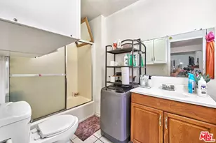1959 S La Salle Ave, Los Angeles, CA 90018 - Photo 24