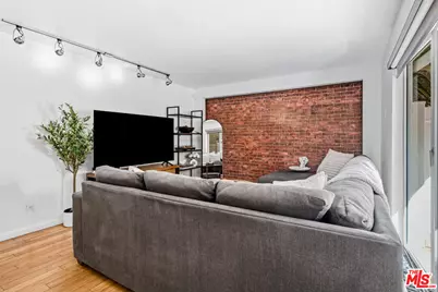 970 Palm Ave #101, West Hollywood, CA 90069 - Photo 14