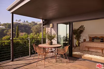 8951 St Ives Dr, West Hollywood, CA 90069 - Photo 28