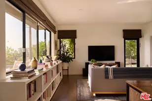 8951 St Ives Dr, West Hollywood, CA 90069 - Photo 18