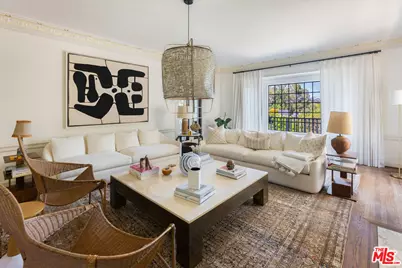 320 Hilgard Ave, Los Angeles, CA 90024 - Photo 8