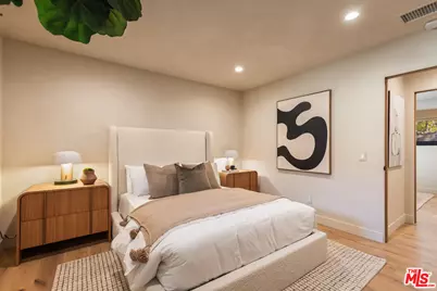 2419 Westridge Rd, Los Angeles, CA 90049 - Photo 28