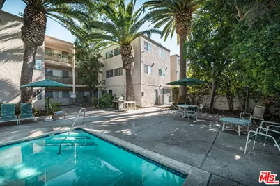6121 Woodman Ave, Van Nuys, CA 91401 - Photo 26