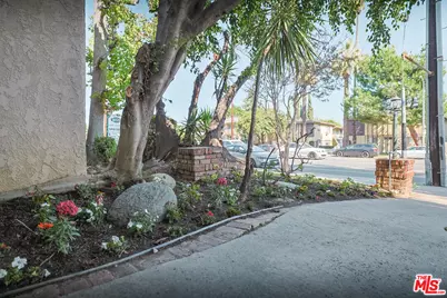 6121 Woodman Ave, Van Nuys, CA 91401 - Photo 48