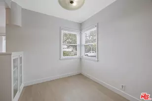 210 S Bundy Dr, Los Angeles, CA 90049 - Photo 38