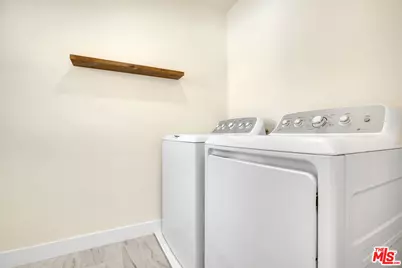 18800 Cohasset St, Reseda, CA 91335 - Photo 18