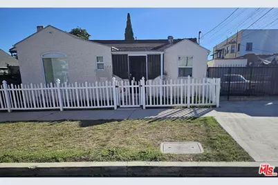 5212 Packard St, Los Angeles, CA 90019 - Photo 1