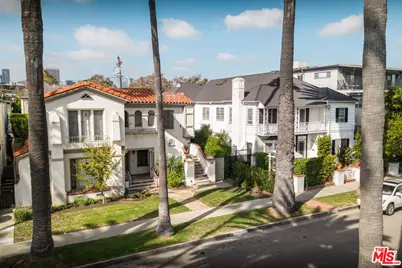 439 S Palm Dr, Beverly Hills, CA 90212 - Photo 2