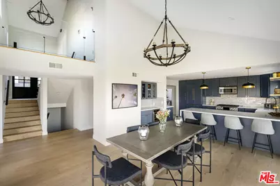 3589 Multiview Dr, Los Angeles, CA 90068 - Photo 4