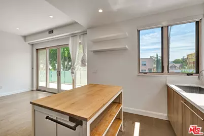 1249 N Formosa Ave, West Hollywood, CA 90046 - Photo 26