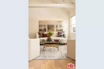 12458 Laurel Terrace Dr, Studio City, CA 91604 - Photo 2