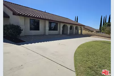 4442 Mockingbird Ln, Banning, CA 92220 - Photo 2