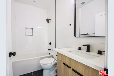 11732 Gilmore St, North Hollywood, CA 91606 - Photo 34