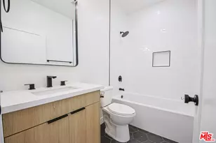 11732 Gilmore St, North Hollywood, CA 91606 - Photo 22