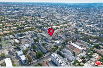 1293 S Cochran Ave, Los Angeles, CA 90019 - Photo 14