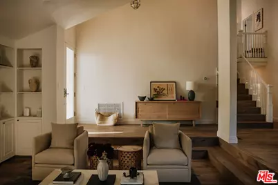 2124 Eric Dr, Los Angeles, CA 90049 - Photo 6