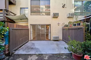 320 S Ardmore Ave, Los Angeles, CA 90020 - Photo 18