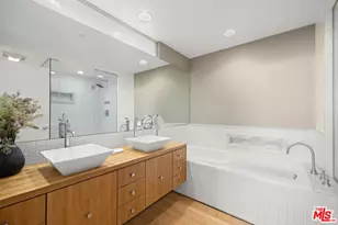 950 N Orange Grove Ave, West Hollywood, CA 90046 - Photo 8