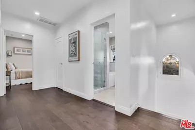 911 S Victoria Ave, Los Angeles, CA 90019 - Photo 36