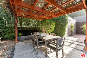 8833 Ashcroft Ave, West Hollywood, CA 90048 - Photo 32