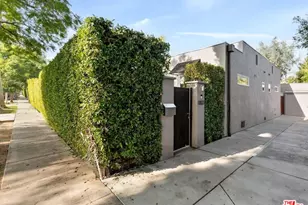 8833 Ashcroft Ave, West Hollywood, CA 90048 - Photo 2