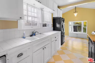 2116 3rd St, Santa Monica, CA 90405 - Photo 20