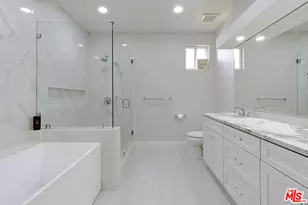4925 Wilshire Blvd #Ph 302, Los Angeles, CA 90010 - Photo 8