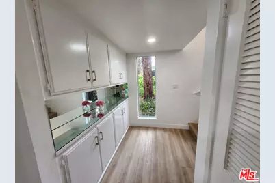 8 Aspen Way, Rolling Hills Estates, CA 90274 - Photo 38