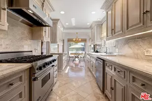 1511 Pandora Ave, Los Angeles, CA 90024 - Photo 18