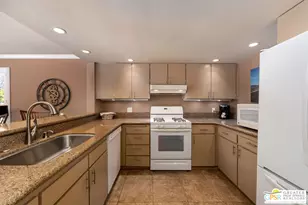 325 E Via Escuela, Palm Springs, CA 92262 - Photo 6