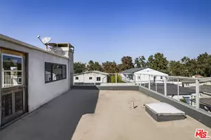 1017 Pearl St, Santa Monica, CA 90405 - Photo 32