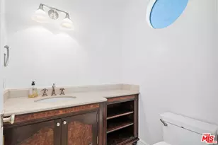 2042 Palisades Dr, Pacific Palisades, CA 90272 - Photo 30