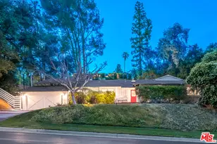 16849 Adlon Rd, Encino, CA 91436 - Photo 2
