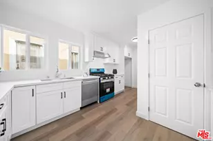 1558 Hauser Blvd, Los Angeles, CA 90019 - Photo 10