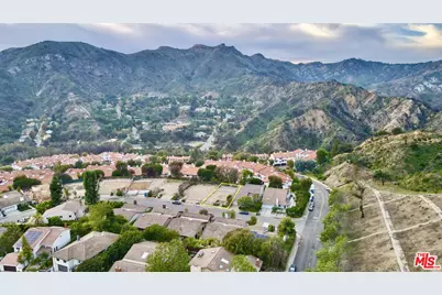 17314 Avenida De La Herradura, Pacific Palisades, CA 90272 - Photo 10