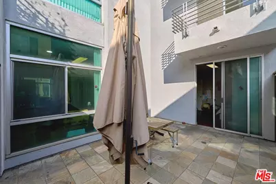 332 S Oxford Ave #106, Los Angeles, CA 90020 - Photo 8