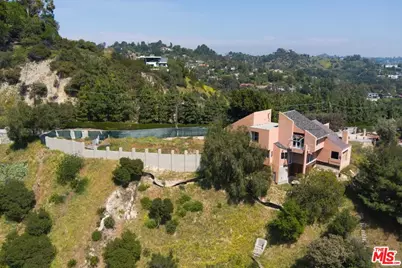 3025 Benedict Canyon Dr, Los Angeles, CA 90210 - Photo 6