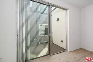 1183 Crenshaw Blvd, Los Angeles, CA 90019 - Photo 14
