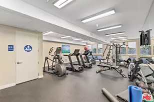 441 S Barrington Ave, Los Angeles, CA 90049 - Photo 30