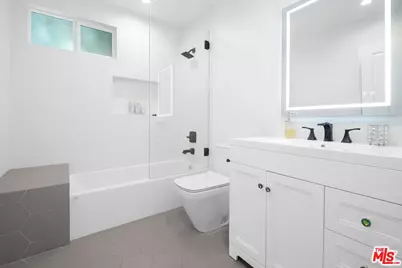 10353 Mississippi Ave, Los Angeles, CA 90025 - Photo 14