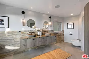 31558 Victoria Point Rd, Malibu, CA 90265 - Photo 26