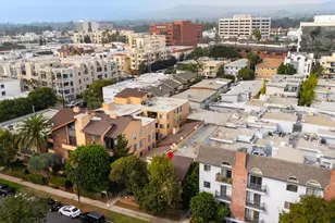 11743 Darlington Ave, Los Angeles, CA 90049 - Photo 2